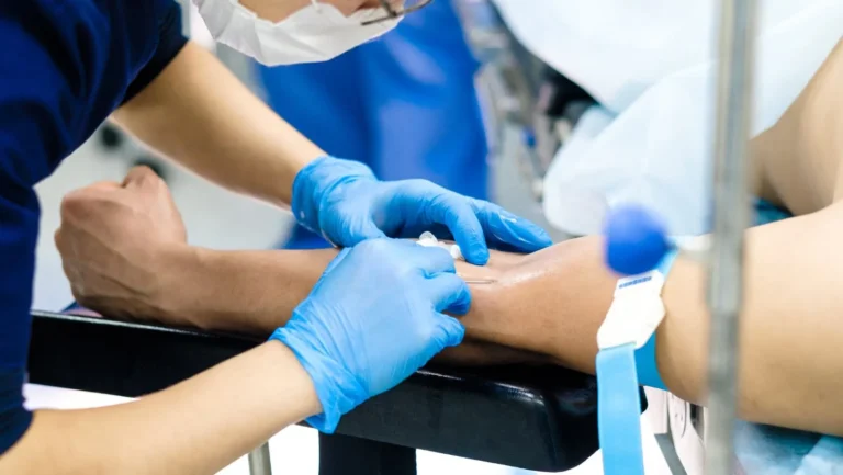 ICTQual Level 4 Award in Control and Administration of Medication