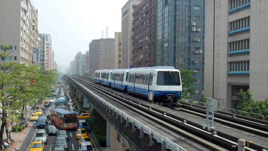 ICTQual AB Level 5 International Diploma in Rail and Road Transport Technology