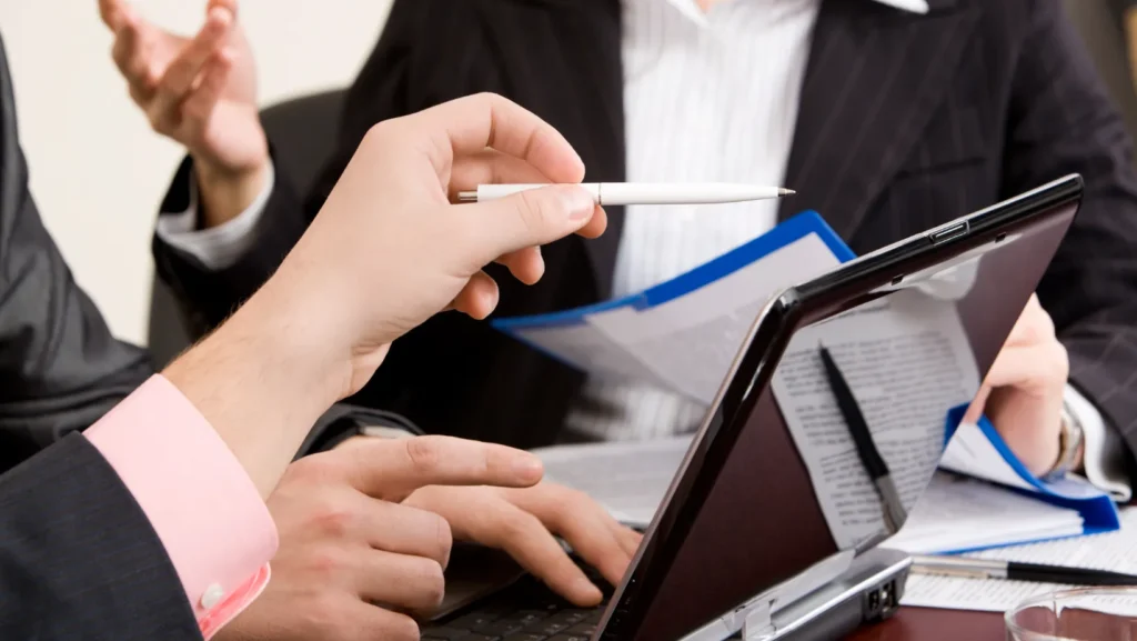 ICTQual AB Level 3 Certificate in Information Quality - Objectivity 70 ICTQual AB Level 3 Certificate in Information Quality - Objectivity