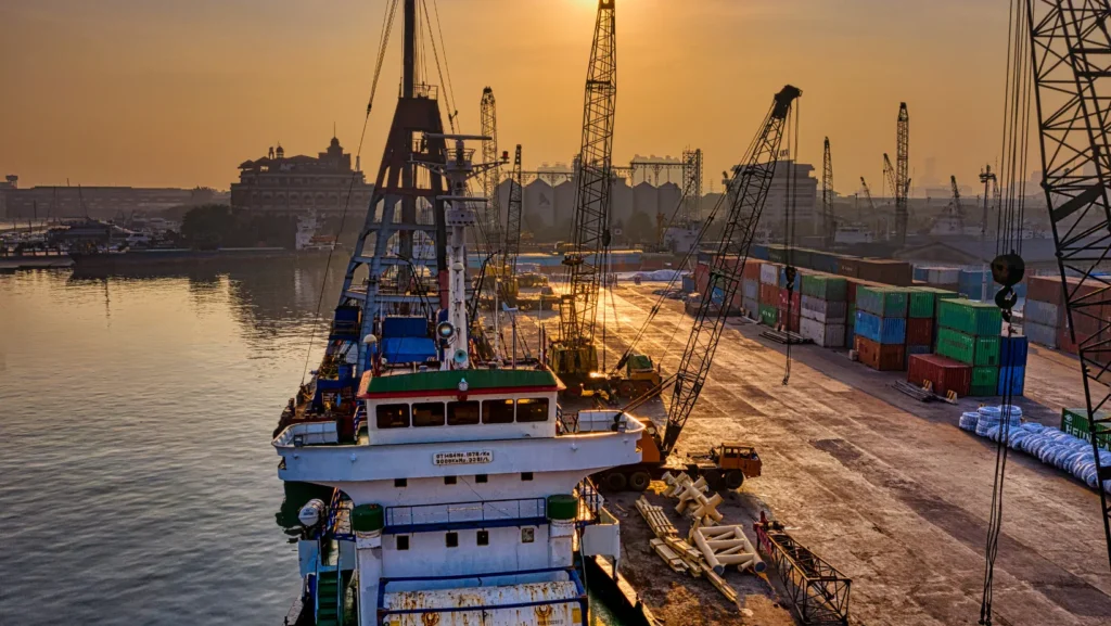 ICTQual International Level 1 Award in Ship Management and Logistics